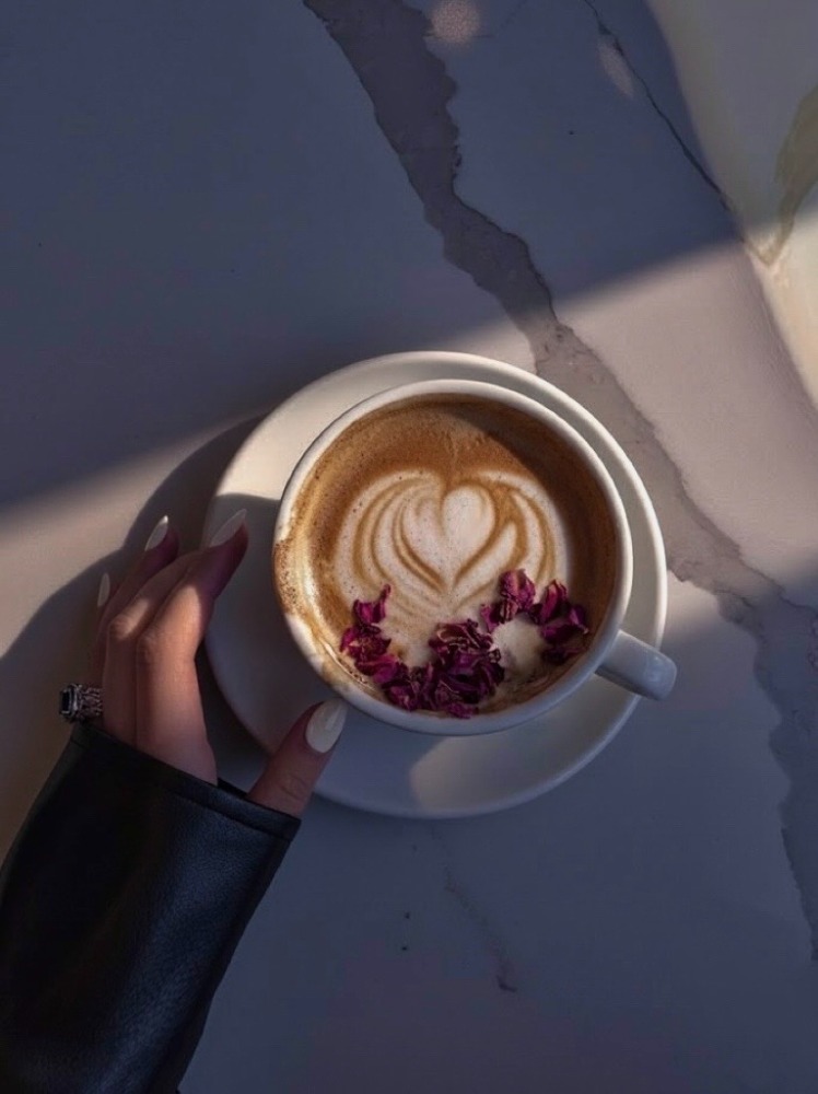 A slow afternoon with a warm cup